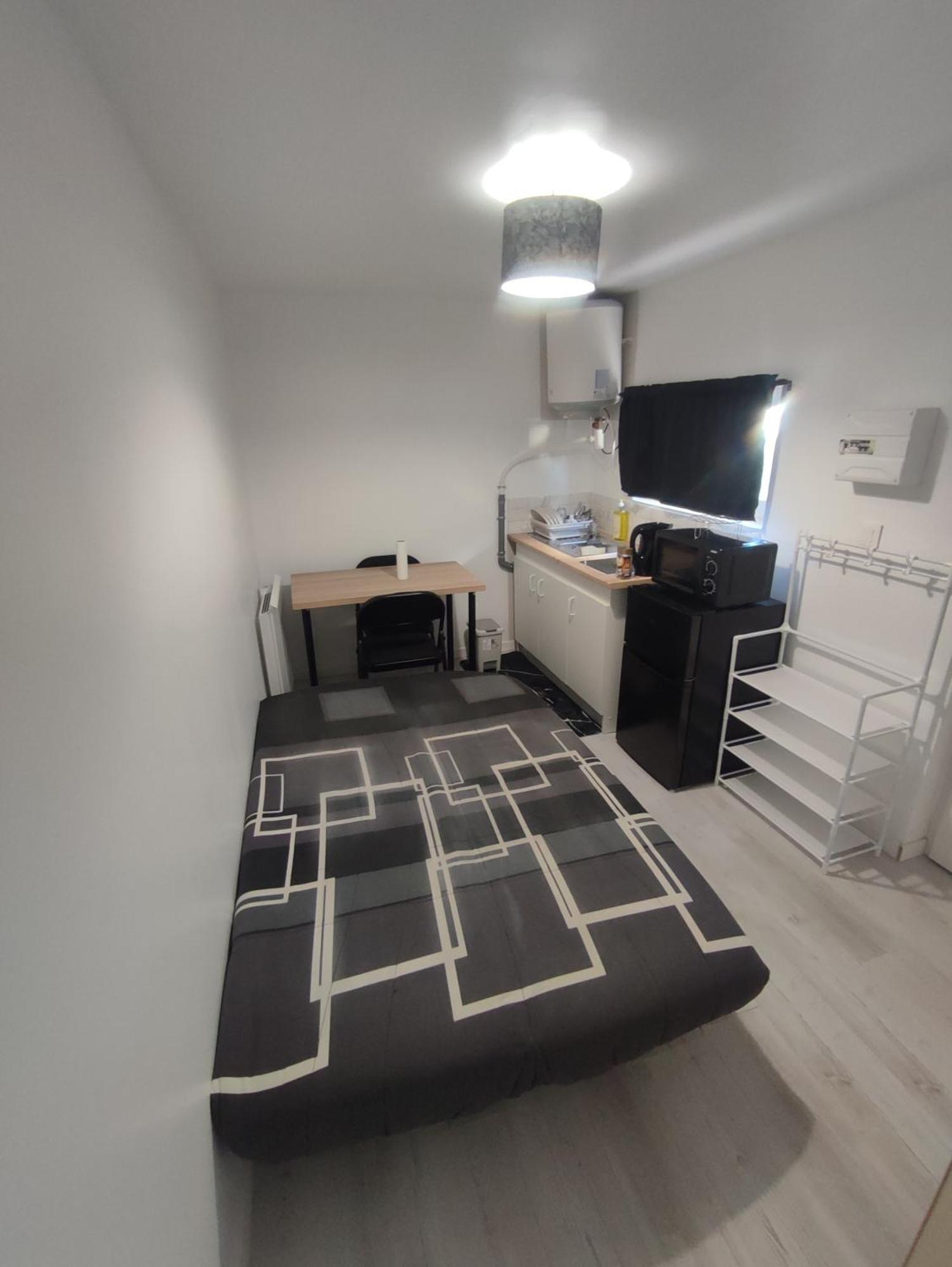 Petit F2 Meuble Independant Διαμέρισμα Limay Εξωτερικό φωτογραφία